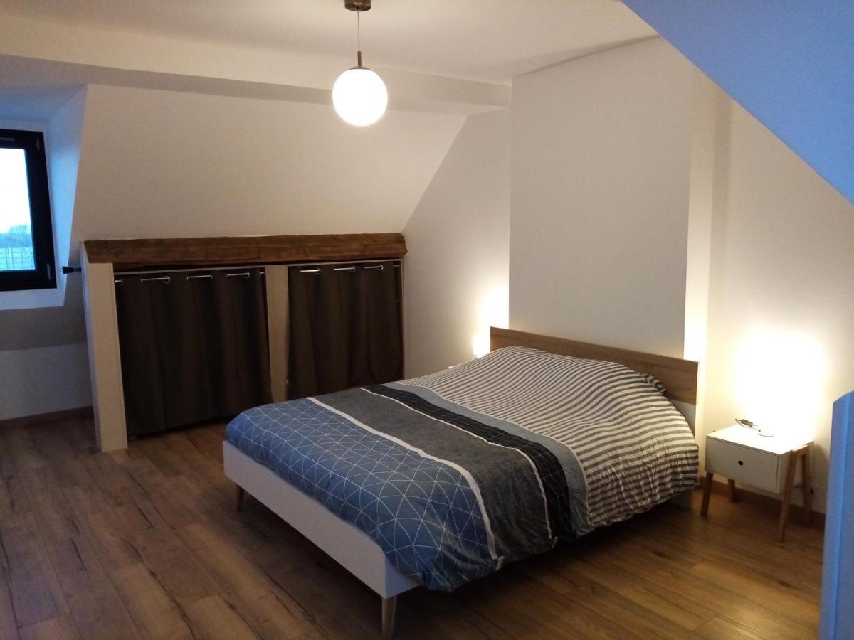 Duplex Agreable Et Spacieux 3 Chb Dont 1 Communicante Vendeville Екстериор снимка